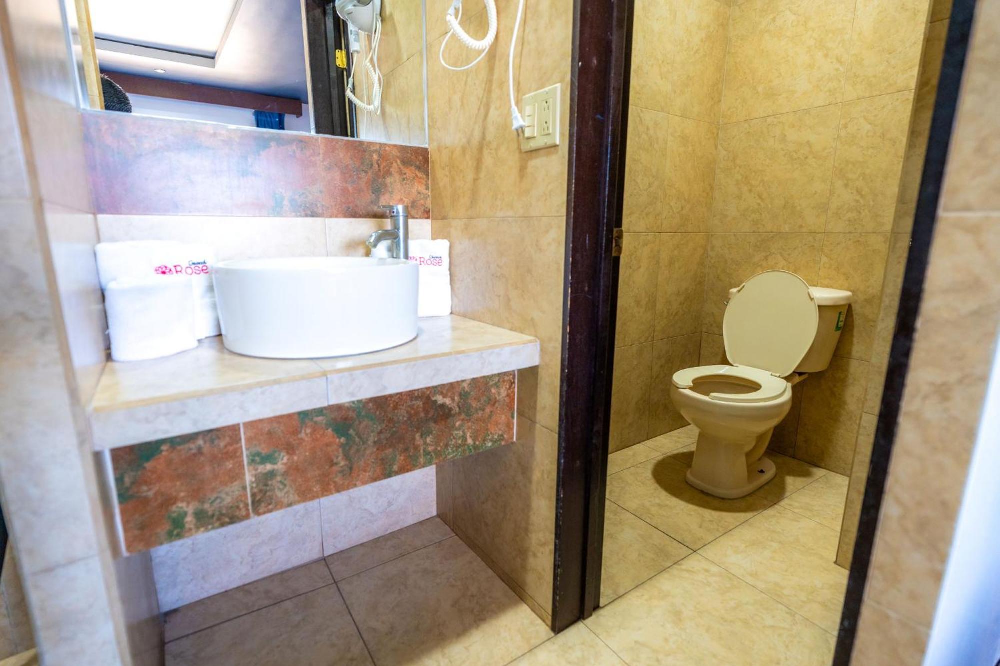 Hotel Rose Ensenada Ngoại thất bức ảnh