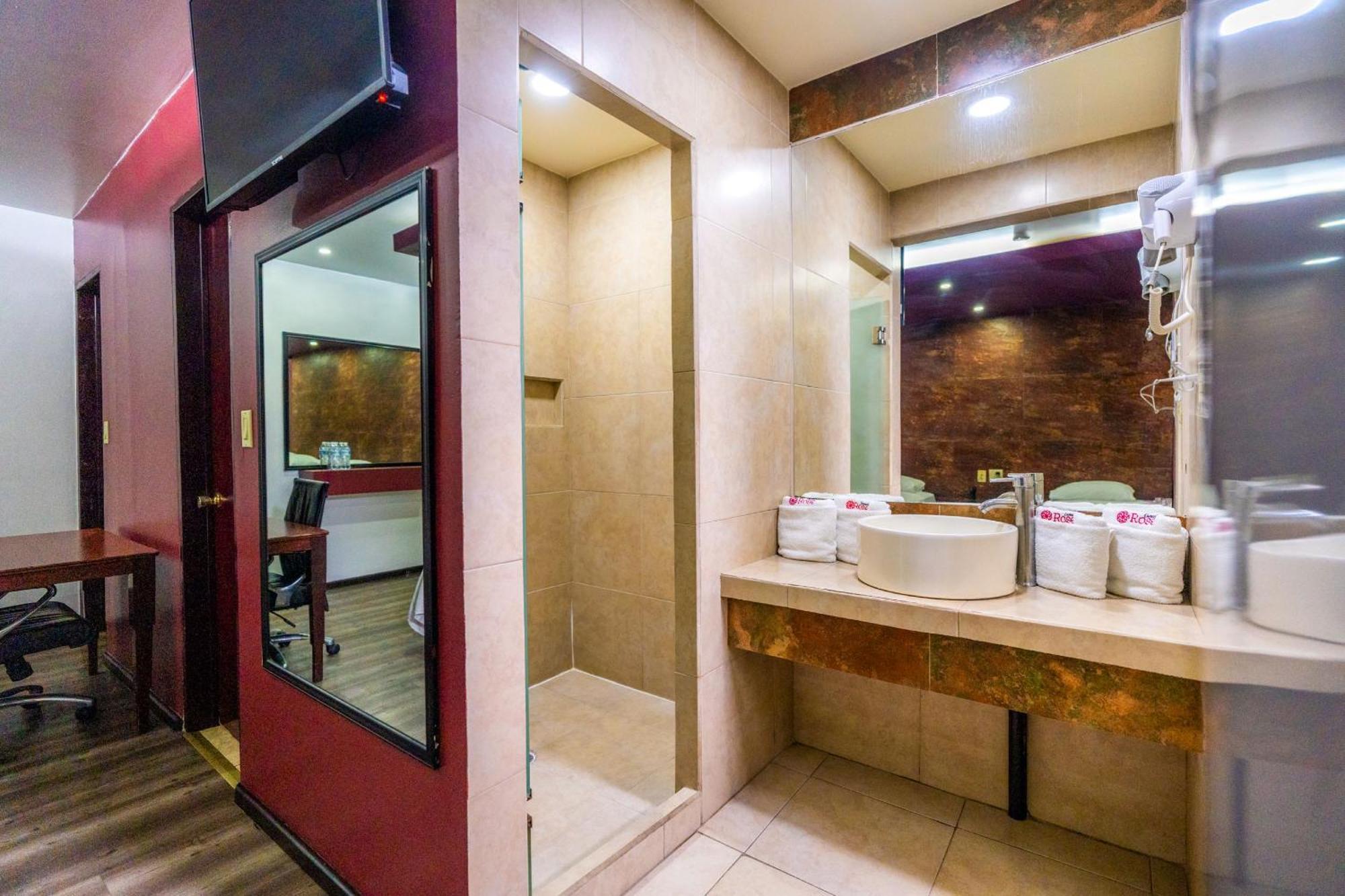 Hotel Rose Ensenada Ngoại thất bức ảnh